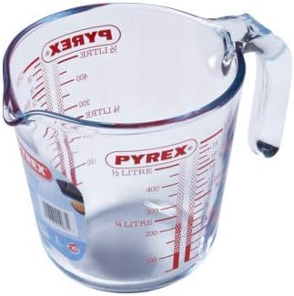 Jarra medidora Pyrex de vidrio templado de medio litro con asa y marcas rojas