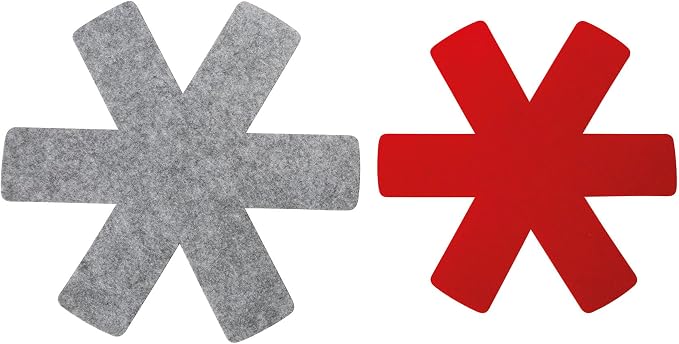 Dos separadores Crealys de fieltro de poliéster, uno gris y otro rojo, para sartenes