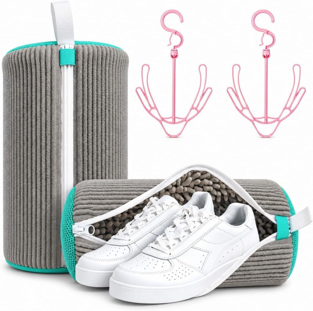 Dos bolsas FRAYPA grises con ganchos para lavar zapatillas